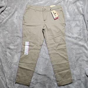 Woolrich Women’s Chino Pants Size 6 Khaki